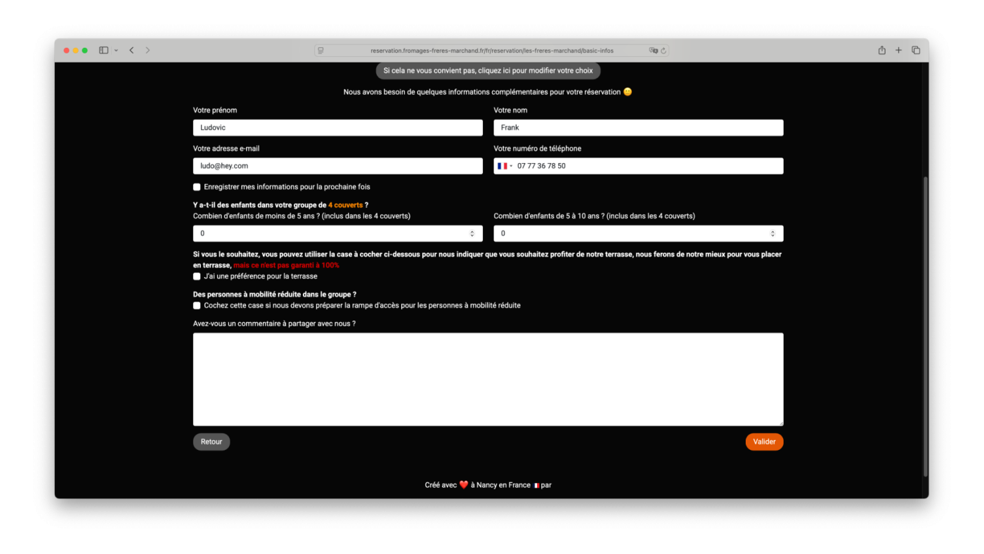 Interface de questions personnalisées lors de la réservation